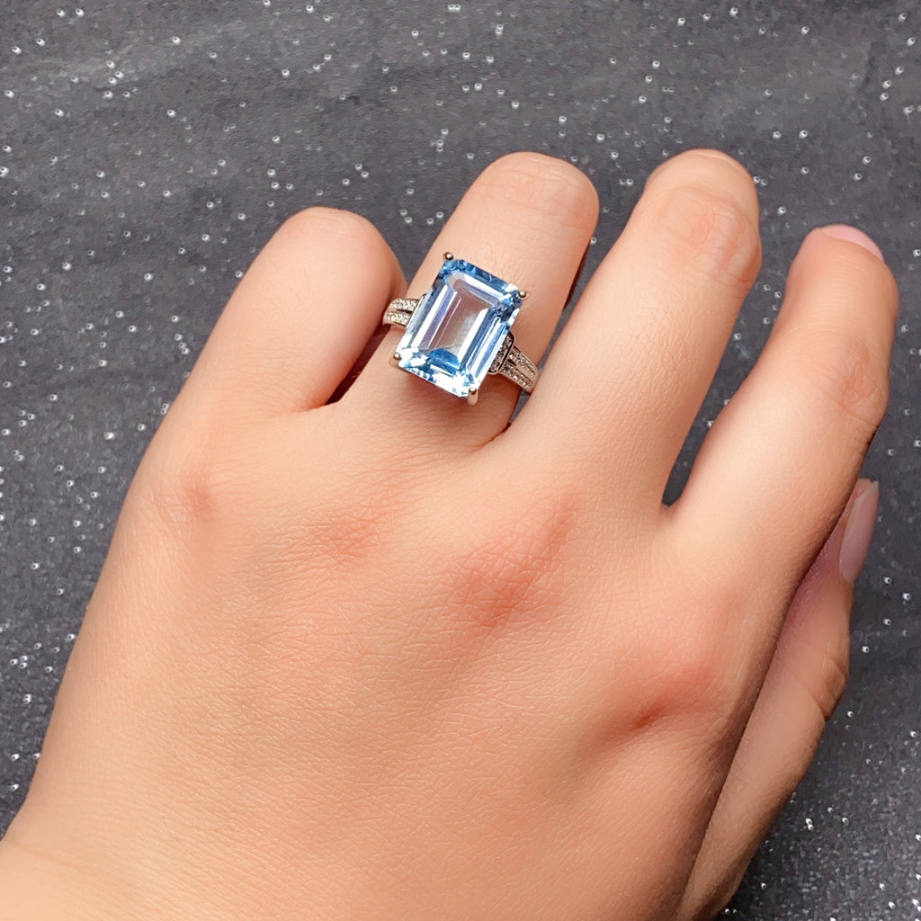 Elegant Blue Topaz Ring in 925 Sterling Silver - Large Emerald Cut Adjustable Gemstone Ring with Cubic Zirconia, Luxury Fashion Jewelry Gift for Women