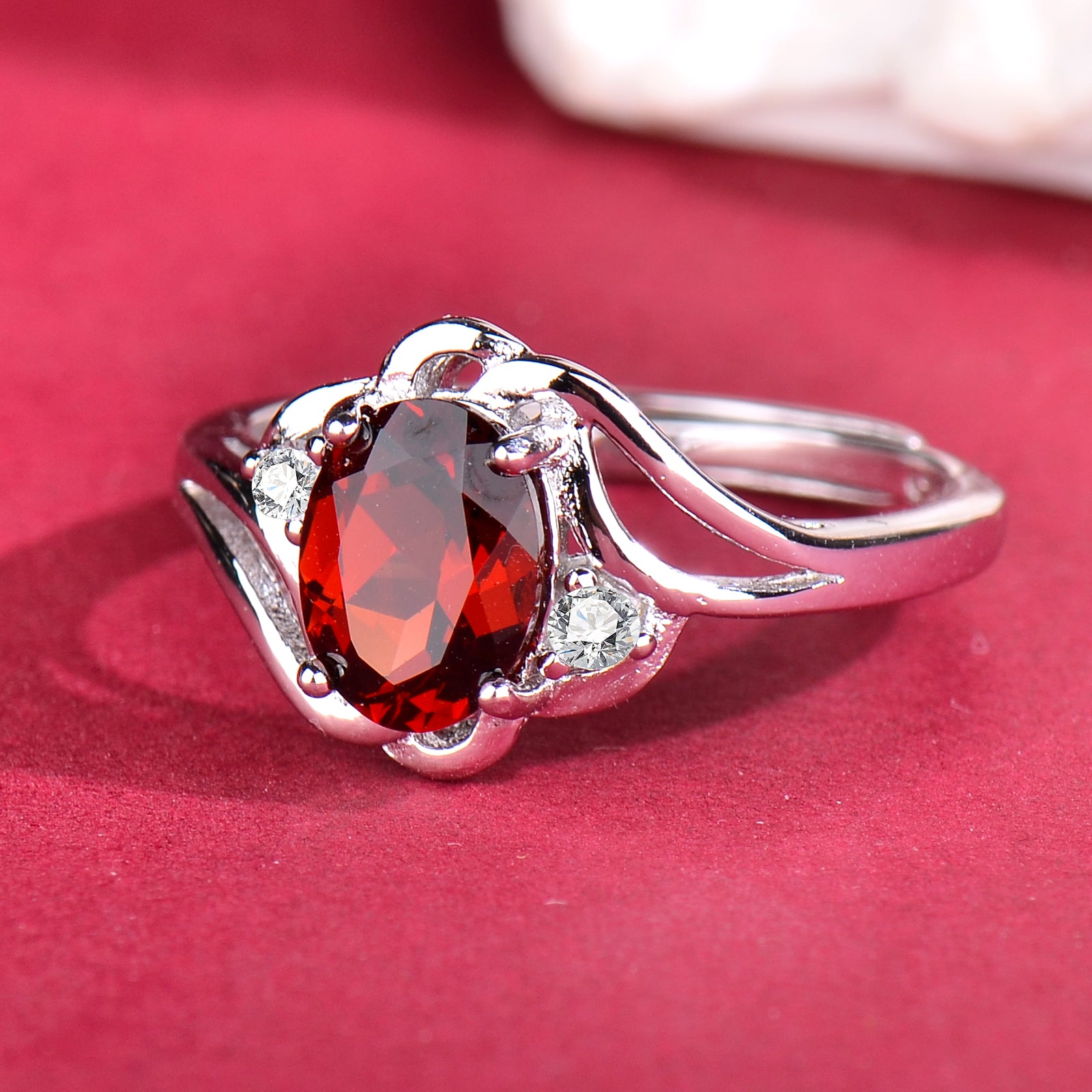 Elegant 6x8mm Oval Natural Red Garnet Ring in S925 Sterling Silver, Vintage Gemstone Jewelry Gift for Mom, Wife, Christmas & Mother's Day
