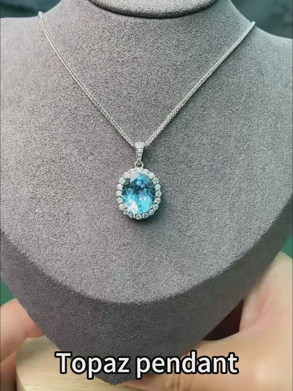 Fine Jewelry Natural Blue Topaz Oval Halo Pendant Necklace in S925 Sterling Silver – Luxury Sky Blue Gemstone Statement Necklace for Women, Elegant Gift of Timeless Sophistication